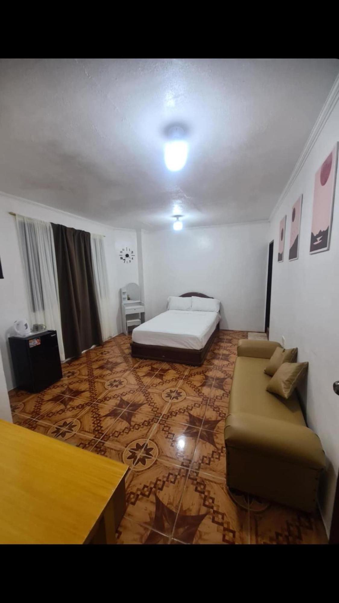 Js Guest House Imus Exterior photo